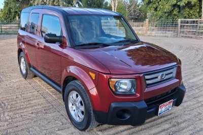 Iconic Honda Element EX 4WD Up for Grabs: No Reserve Auction!