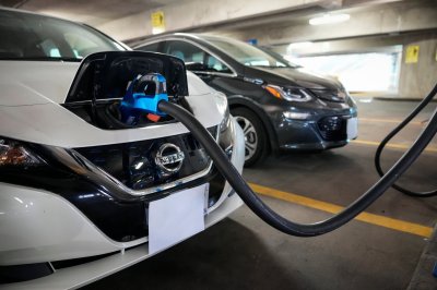 Mercedes-Benz Slams on the Brakes: EQ EV Slowdown Signals Potential EV Market Crisis