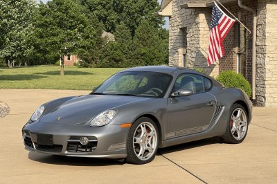Time Capsule: One-Owner 2006 Porsche Cayman S 6-Speed Manual Surfaces